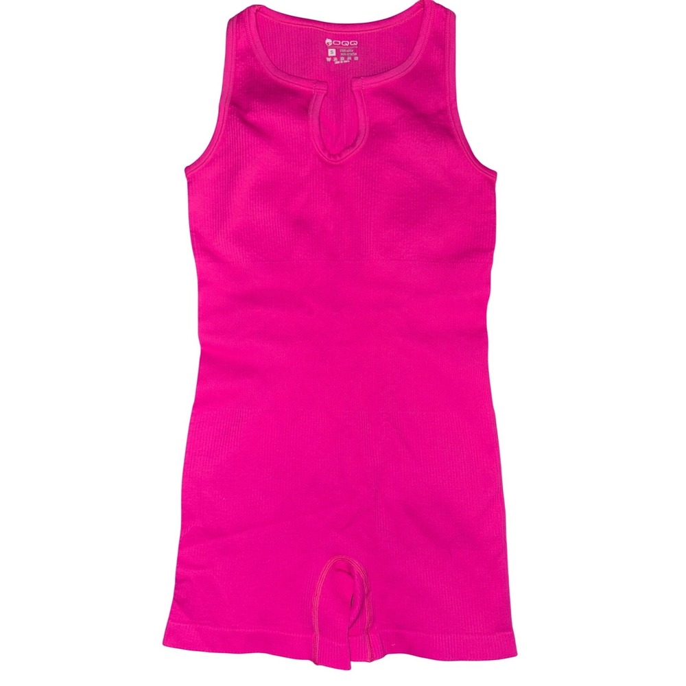 NEW OQQ Womens Pink Seamless Ribbed Romper Sleeveless Stretch One Piece Size S